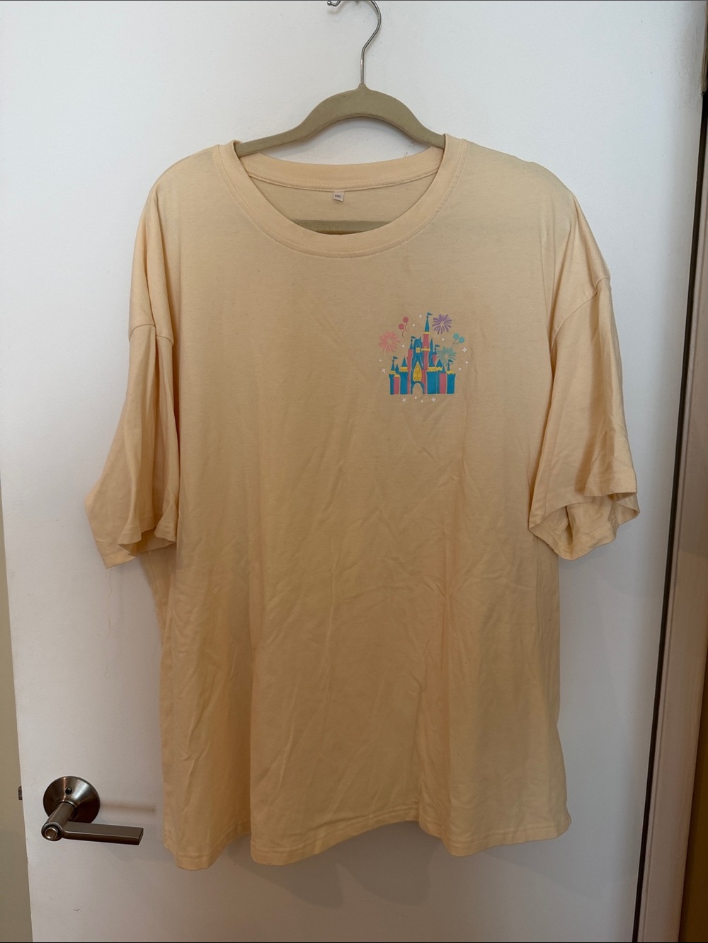 Women’s Cream Castle Graphic Tee